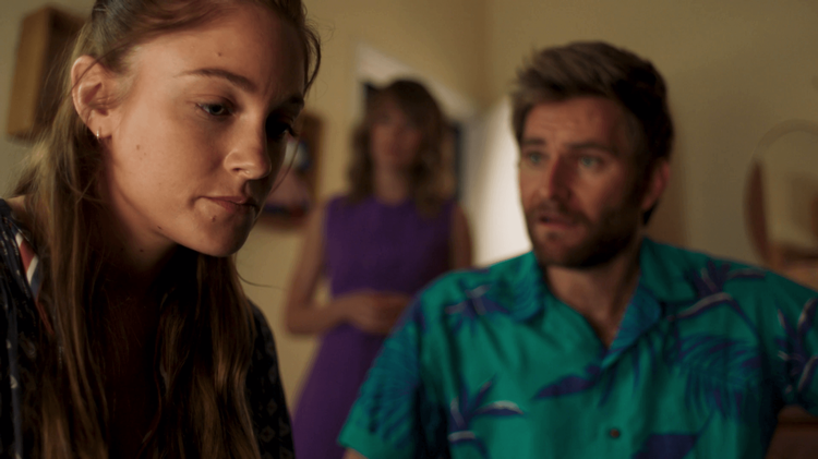 800 Words Series 3 Episode 15 Soon the turners have to contend with revelations that will change the course of their lives and send them down unexpected paths. 800 words series 3 episode 15