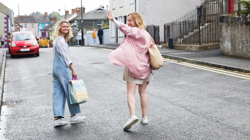 SisterS - Happy Ever After