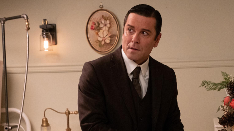 Murdoch Mysteries Trailer image