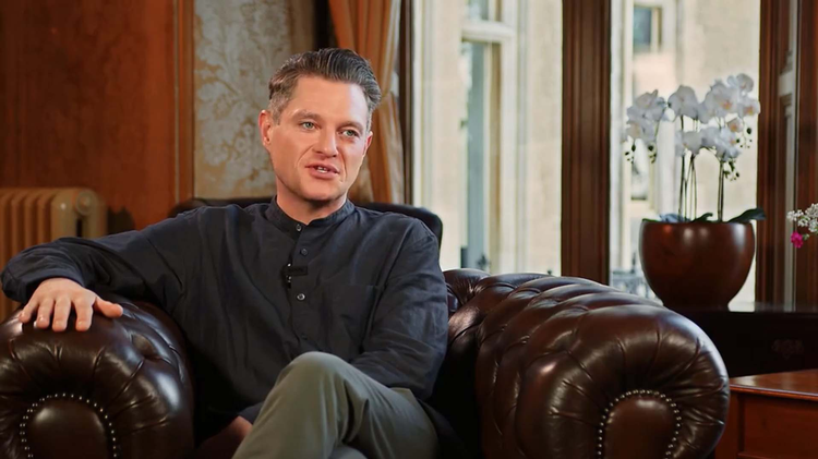 Agatha Raisin Trailer image