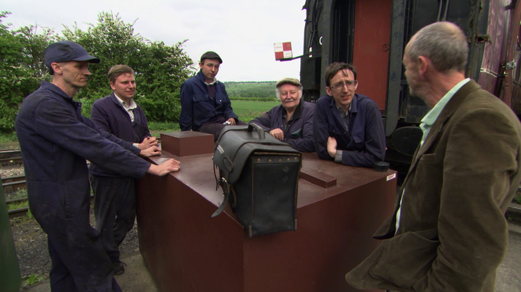 Discovering Britain Trailer image