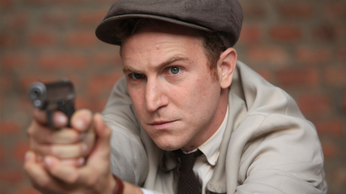 Les Petits Meurtres D Agatha Christie Series 1 Le Chat Et Les Souris The Cat And The Mice Based On Cat Among The Pigeons