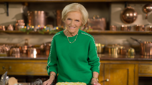 Mary Berry's Country House Secrets - Country House Christmas