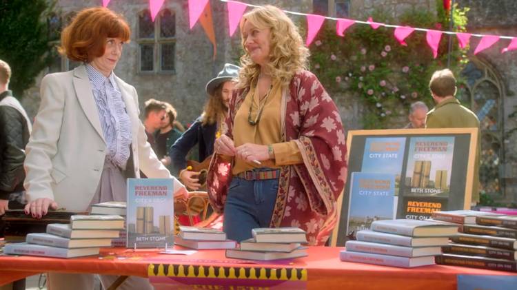 Queens of Mystery Trailer image