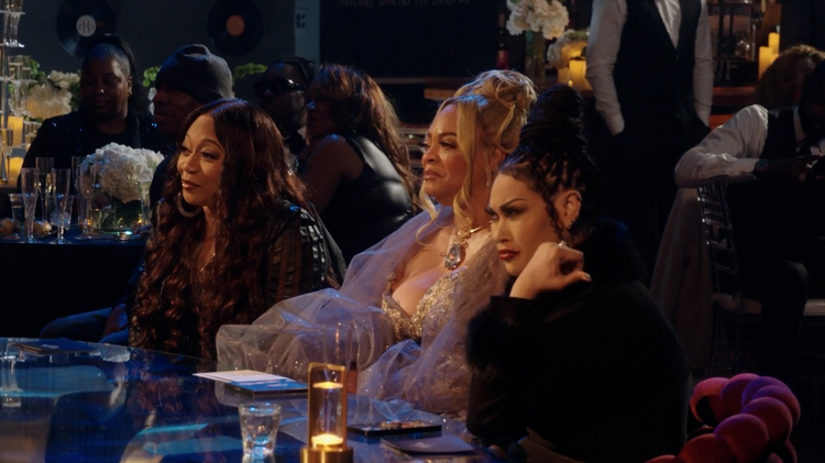 Deb's House Season 2 TRAILER image